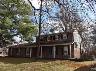 3938 Hirondelle Ln, Florissant, MO 63034