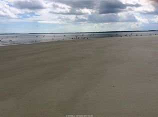 292 Oakridge Ln, Daufuskie Island, SC 29915