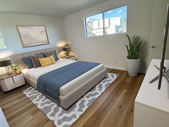 4th image of 1342 10th St APT 307