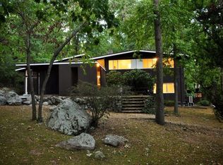 28 Peacock Farm Rd, Lexington, MA 02421