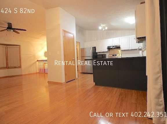 5th image of 5424 S 82nd St