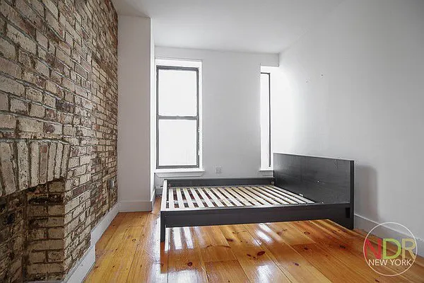 Rented by Next Door Realty NYC | media 30