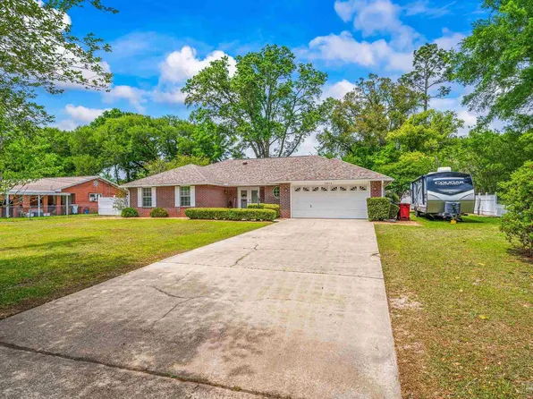 5830 Carter Rd, Milton, FL 32583