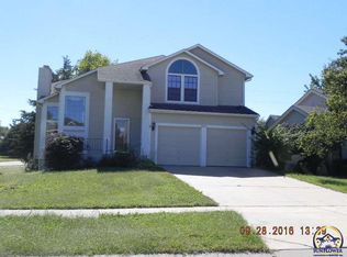 5601 SW 34th Ter, Topeka, KS 66614