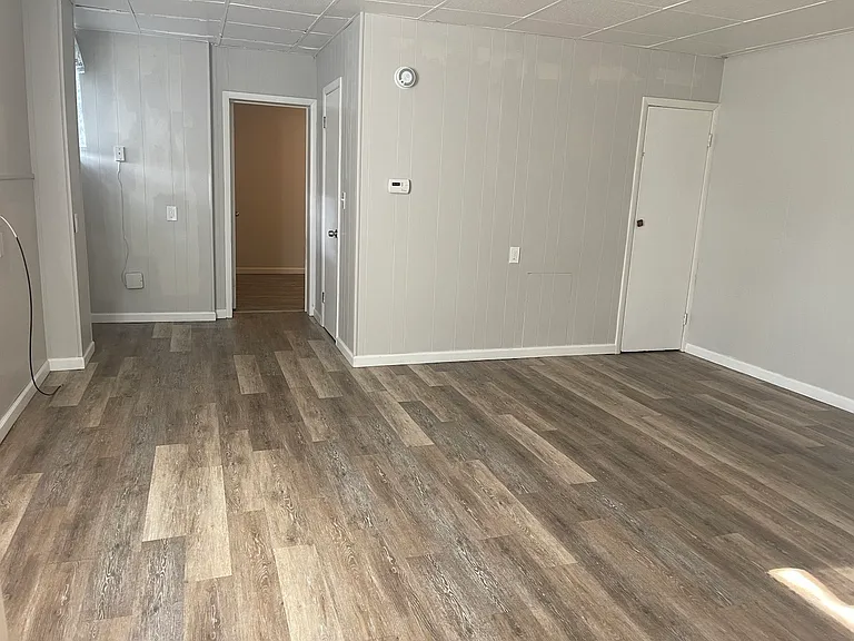 201 Elyria St #5 — Photo 11