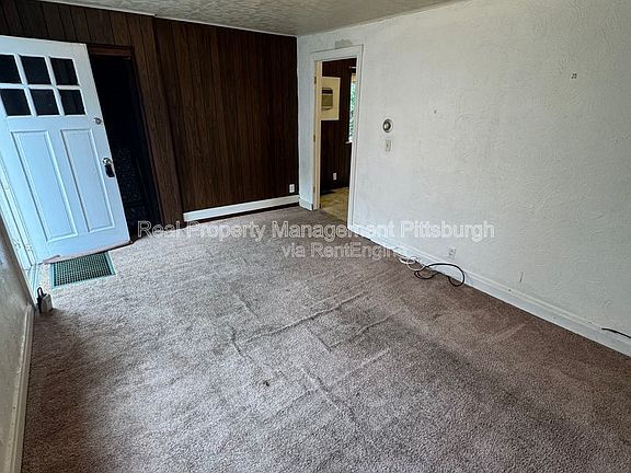 2nd image of 2812 Edwards Way