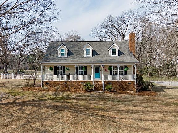 2nd image of 1315 Marshall Rd