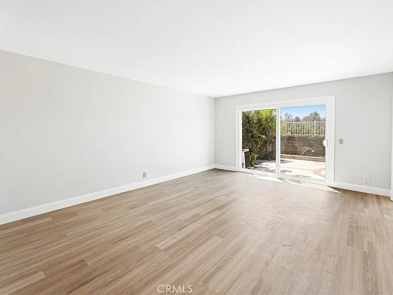 24242 Briones Dr — Photo 19