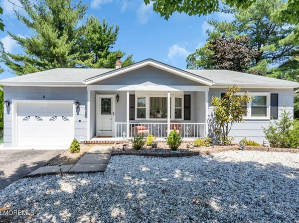 6 Dupont Court, Toms River, NJ 08757