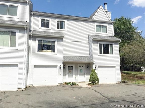 2nd image of 69 Northwest Dr APT 25