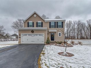137 Shire Way, Camillus, NY 13031