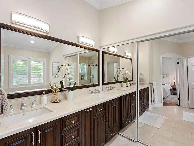 131 Concerto Dr — Photo 24