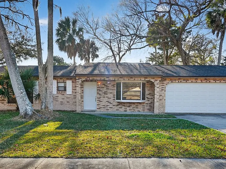 1956 Red Cedar Cir — Photo 38