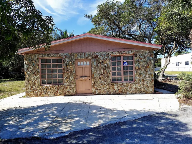 925 NW 17th Ave — Photo 7
