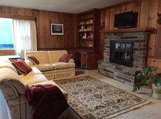306 Ampersand Ave, Saranac Lake, NY 12983