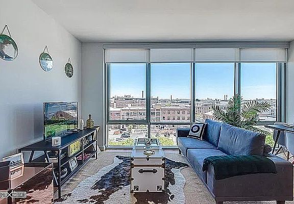 5th image of 211 McGuinness Blvd APT 201