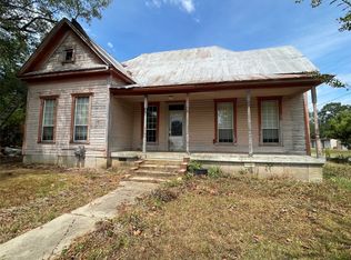 409 College St, Athens, LA 71003