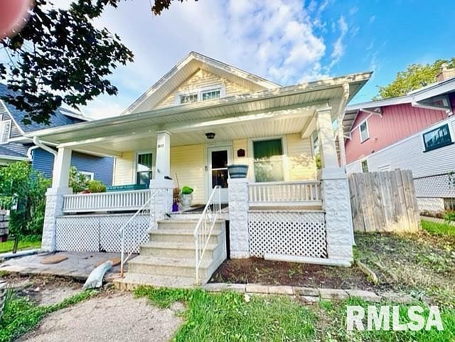 1st image of 2617 Pershing Ave