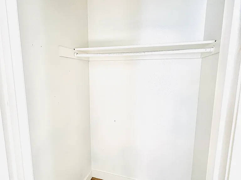 1013 W Linden St #16 — Photo 23