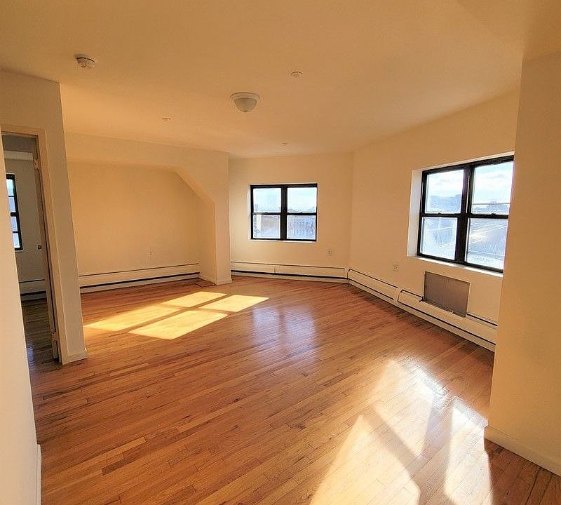 1st image of 28-14 31st St #5F