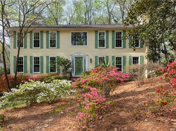 3850 Cedar Cliff Ct SE, Smyrna, GA 30080