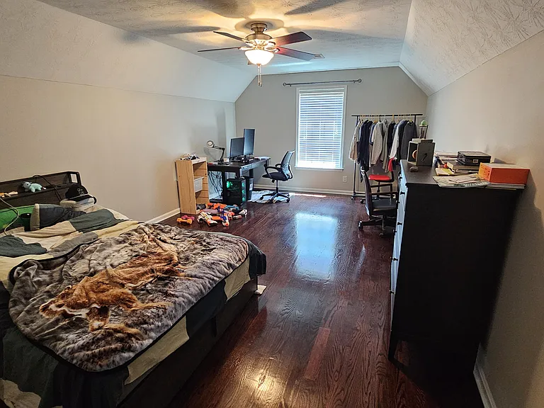 12315 Amber Woods Ct — Photo 9