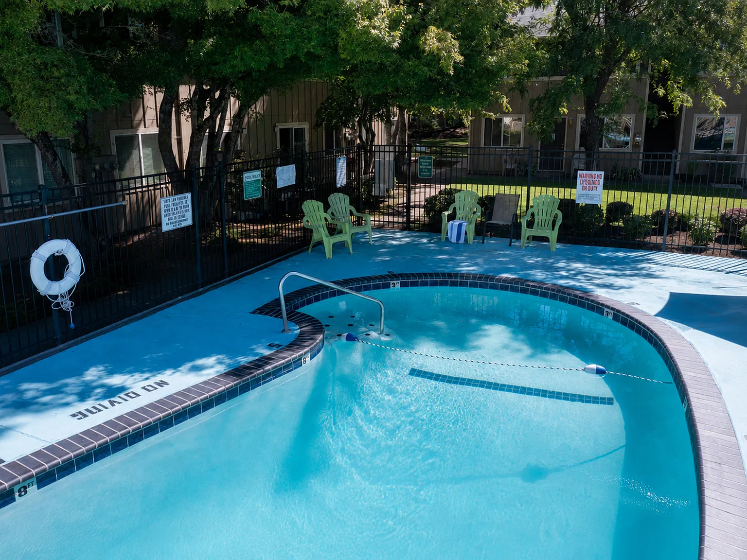 Fountain Court Apartments — Photo 2
