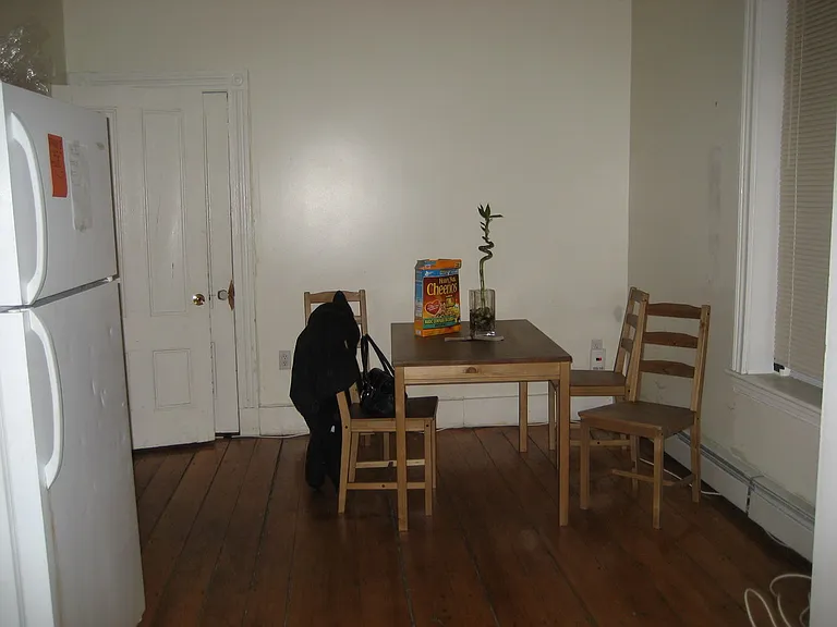 129 Cedar St #2 — Photo 6