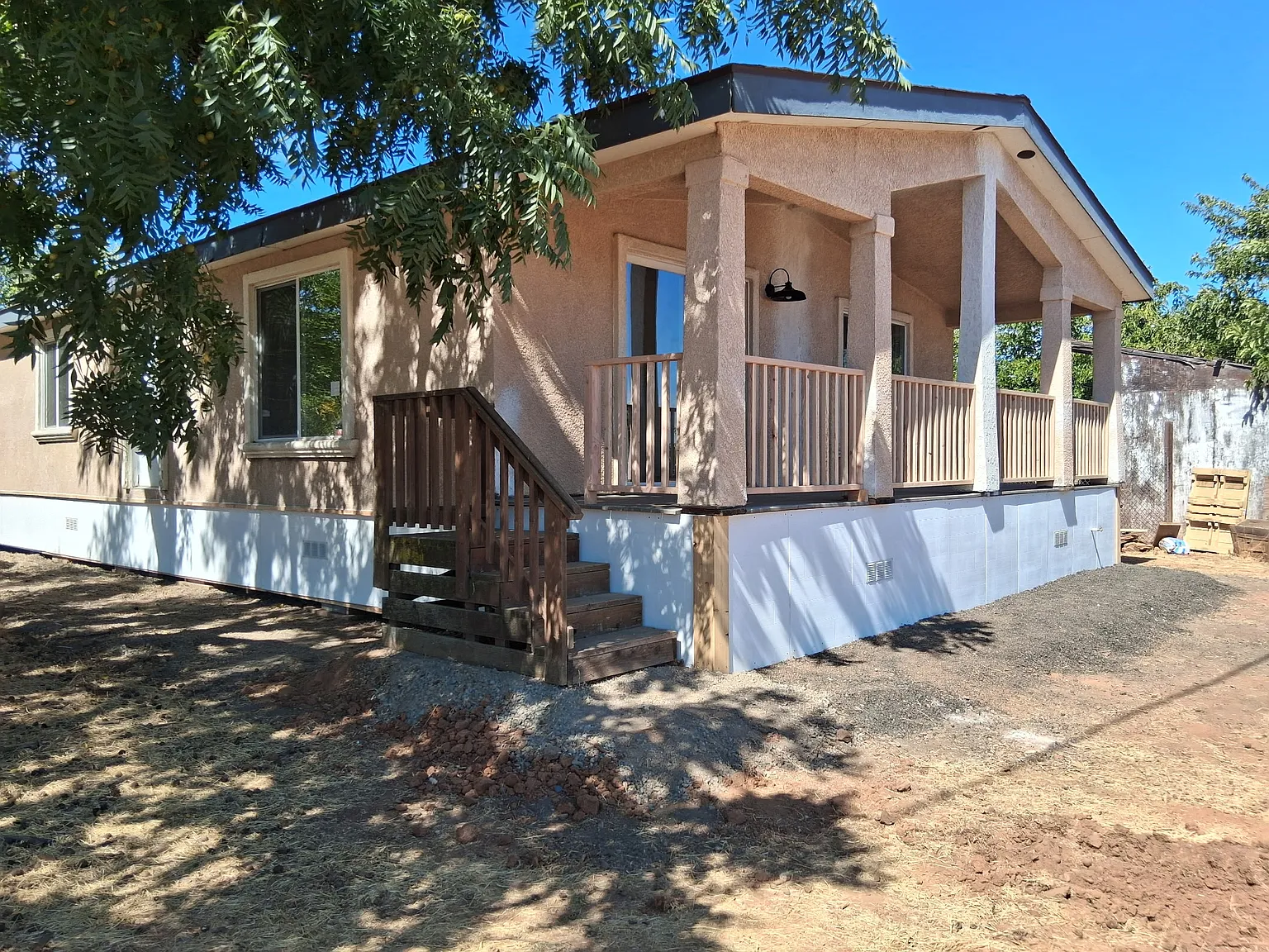 3 bed, 1500 sqft, $2,000 — Photo 1