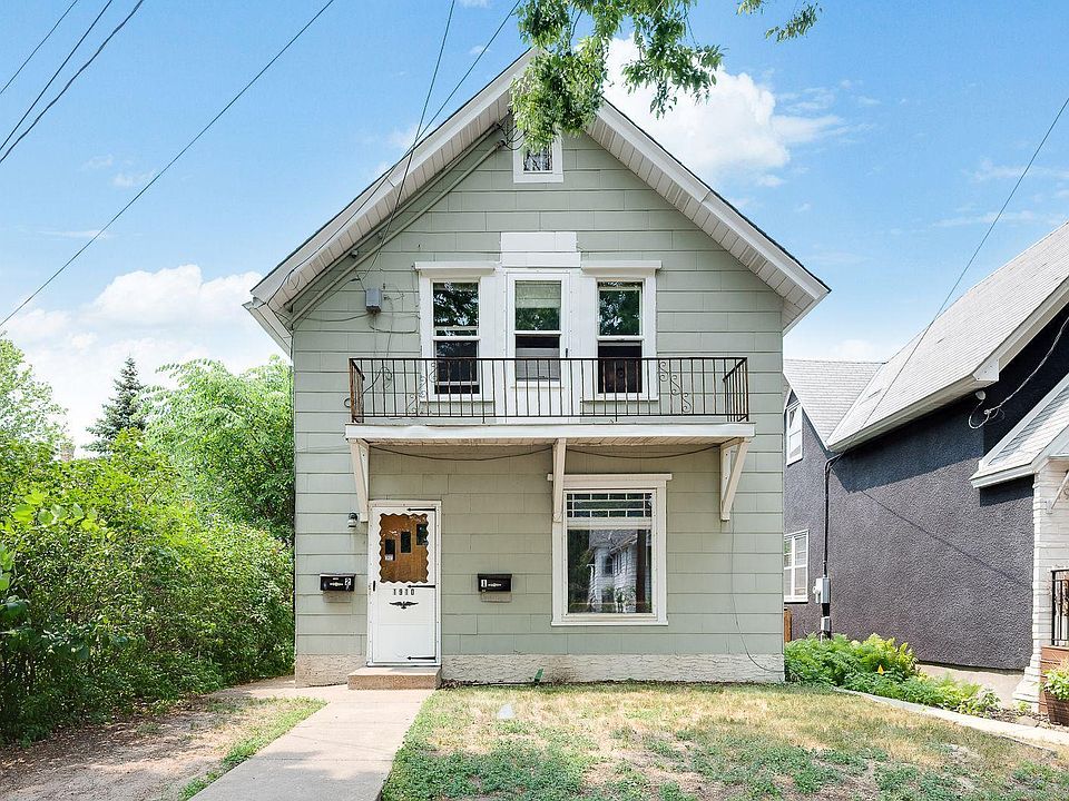 1st image of 1910 5th St NE
