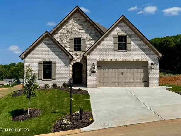 9933 Rio Bravo Ln, Knoxville, TN 37922