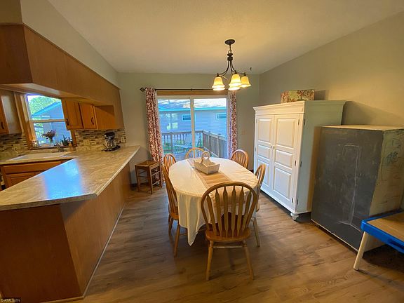 2nd image of 511 Southside Dr
