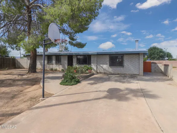 2497 W Placita De Ramo, Tucson, AZ 85741