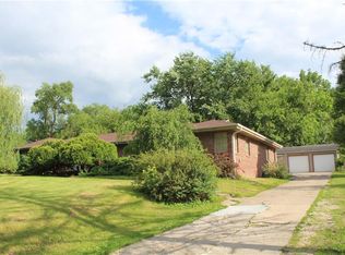 1515 Pioneer Rd, Des Moines, IA 50320