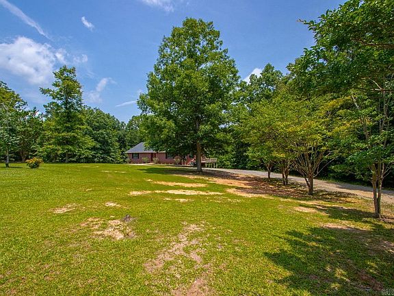 2nd image of 6618 Foxrun East End Dr