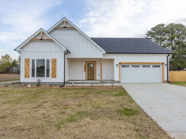 1509 Old Estill Springs Rd, Tullahoma, TN 37388
