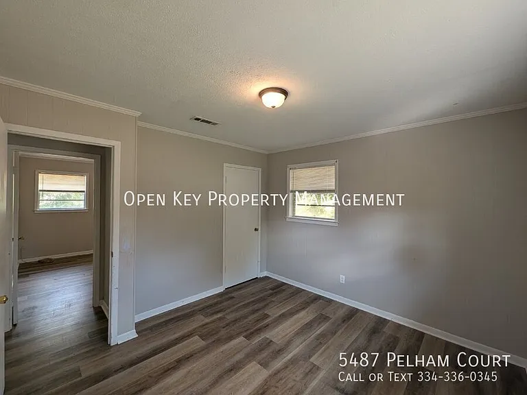 5487 Pelham Ct — Photo 13