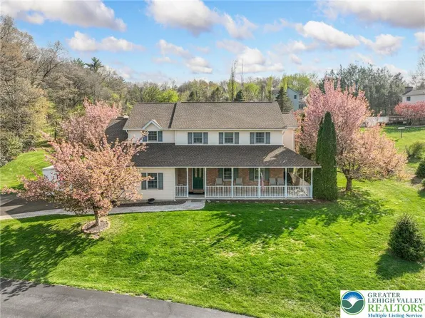 1145 Upper Nis Hollow Dr, Lehighton, PA 18235