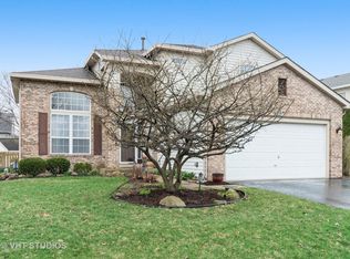 212 Willow Bnd, Bolingbrook, IL 60490