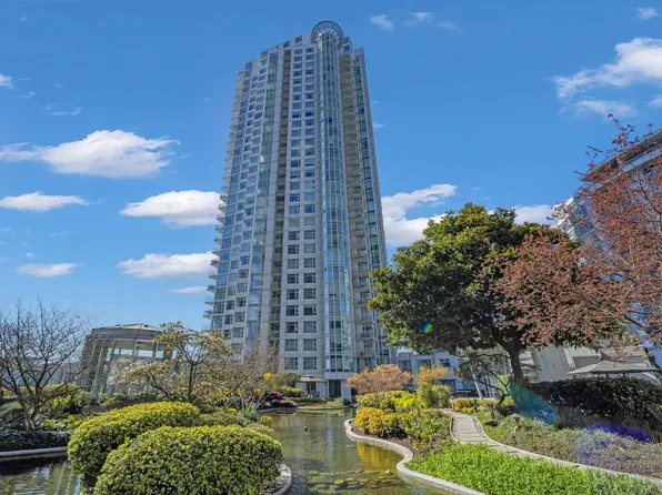 1199 Marinaside Cres #1707, Vancouver, BC V6Z 2Y2
