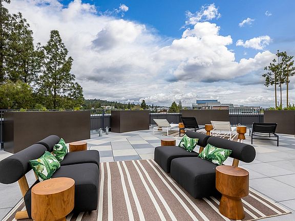 Luxurious Rooftop Terrace Seating