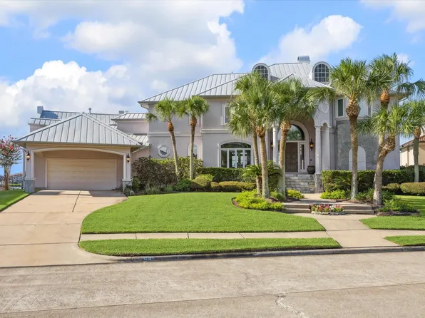 1818 Ray Shell Ct, Seabrook, TX 77586