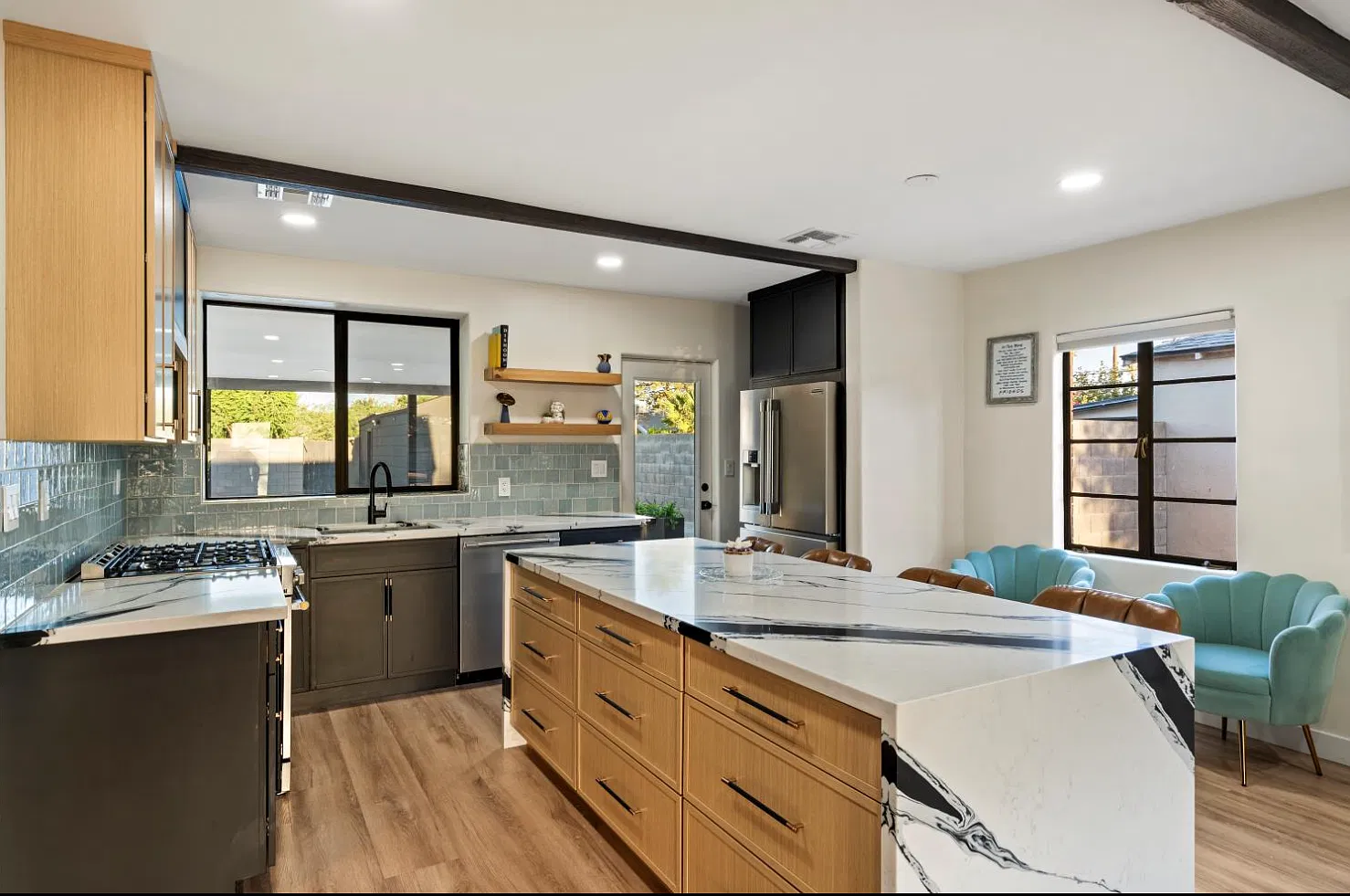 3 bed, 1350 sqft, $3,500 — Photo 3