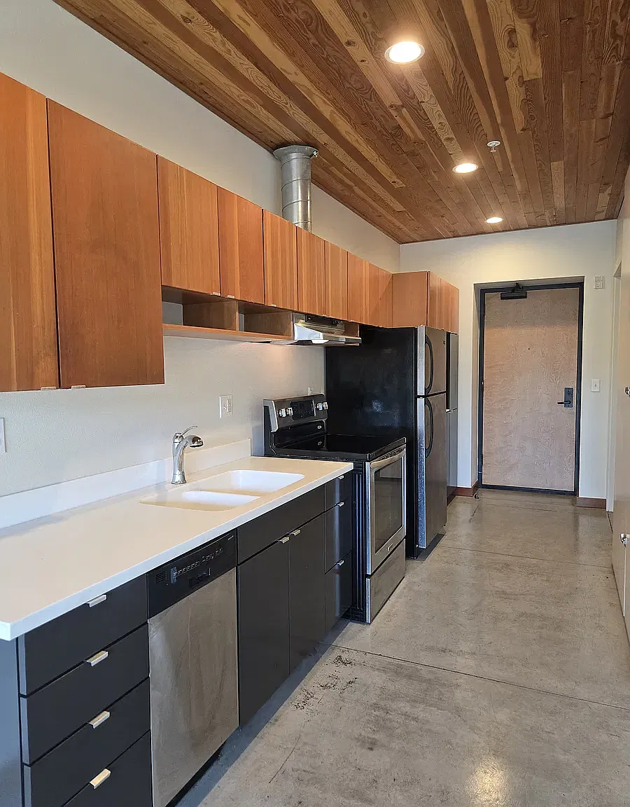 Studio, 530 sqft, $1,395 — Photo 4