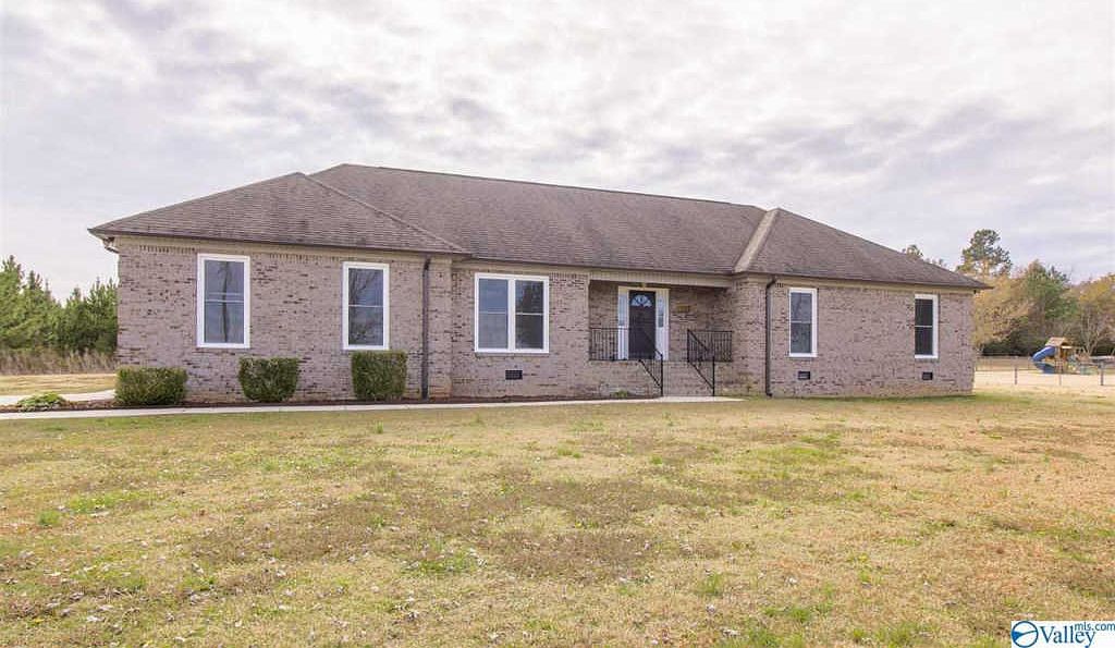 443 Wilson Rd, Laceys Spring, AL 35754 Zillow