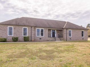 443 Wilson Rd, Laceys Spring, AL 35754