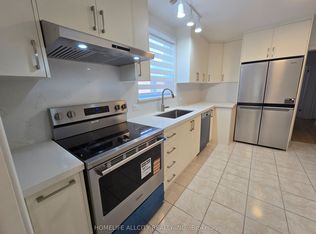 160 N Carson St, Etobicoke, ON M8W 4C9