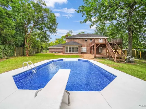 26 Fairlane Dr, Montgomery, AL 36106