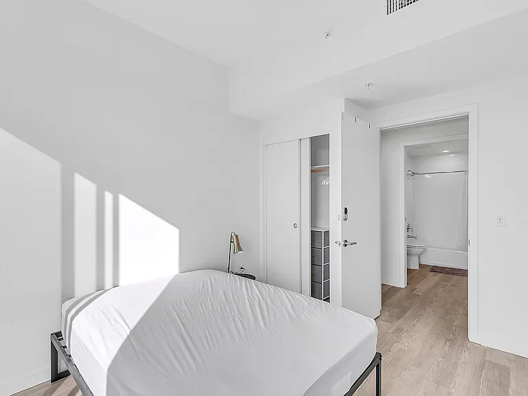 Solaire Oxford — Photo 125