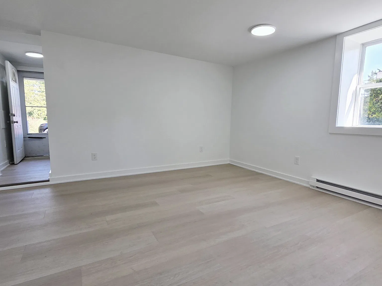 419 Chase Street - 1 — Photo 4